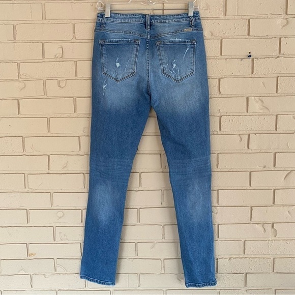 KanCan Women's Mid Rise Distressed Skinny Jeans Medium Wash Size 26 stretch - Picture 4 of 9